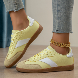 Zora Retro Sneakers